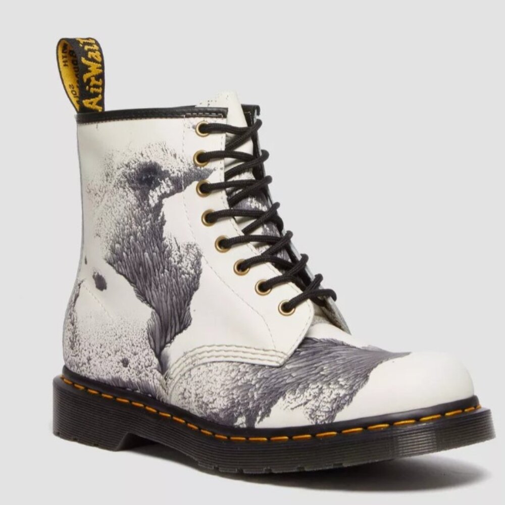 Dr. Martens Unisex 1460 Tate Decal